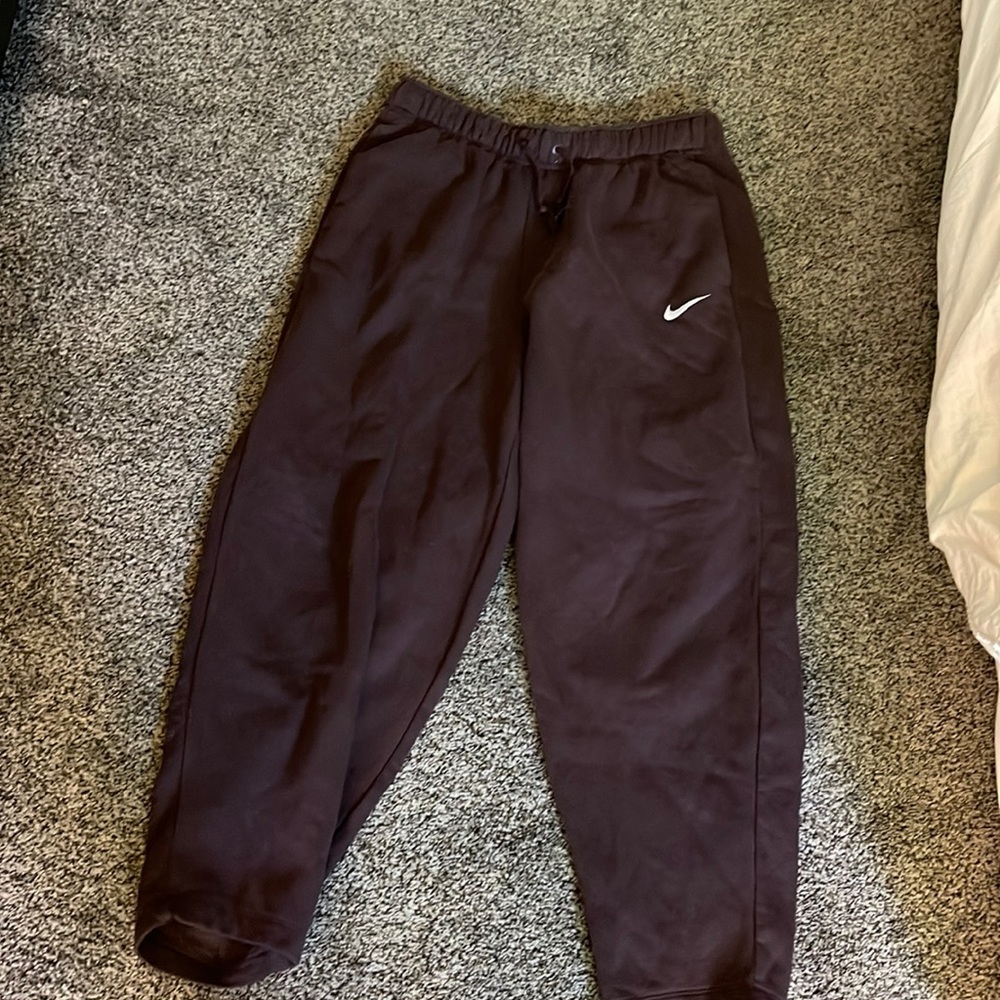 Nike burgundy sweats